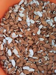 تصویر 1 از فروش مغز بادام شکسته + قیمت بی نظیر